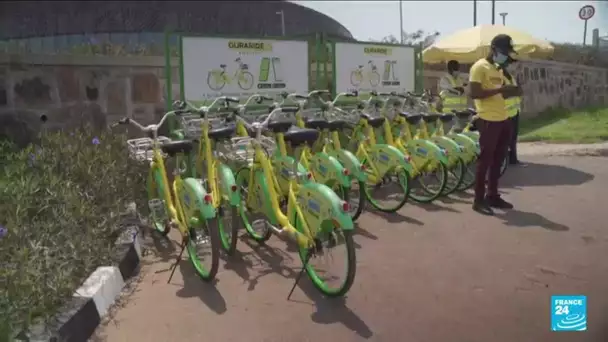 Rwanda : Kigali se dote de vélos en libre-service pour promouvoir la mobilité verte • FRANCE 24