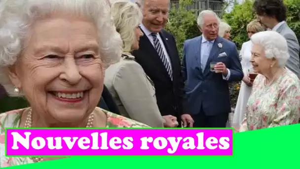 On s'amuse ! Queen rayonne alors qu'elle rencontre Joe Biden et Jill pour la première fois