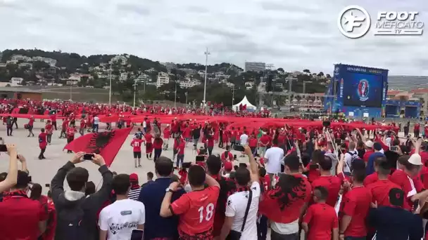 Les supporters albanais enflamment le Prado ! (avant France-Albanie)