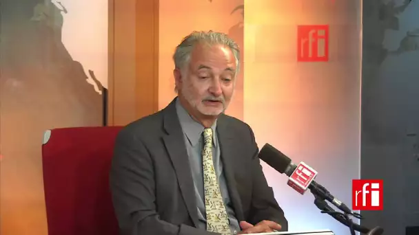 Affaire Thévenoud: "Il faut demander un quitus fiscal à tout candidat", selon Jacques Attali