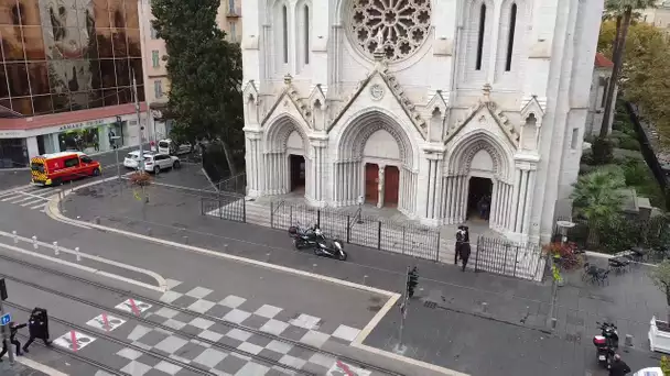 L' assaut des forces de police à l'église Notre-Dame de Nice
