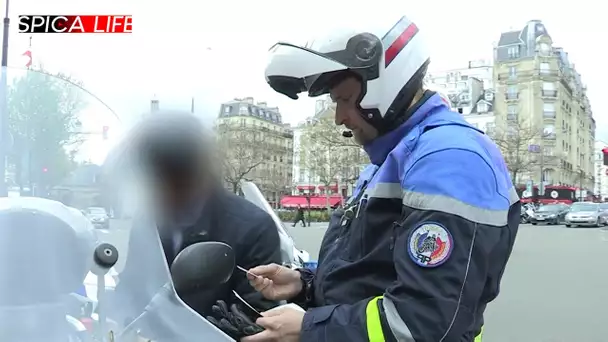 Monsieur, je suis fatigué de vous voir conduire comme ça !