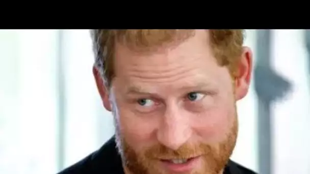 Le prince Harry doit "ab.solument"s'excuser auprès de la reine pour les commentaires d'interview - P