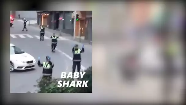 Ces policiers danseurs ont mis de l'ambiance dans les rues désertes d'Andorre