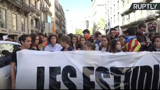 A Barcelone, des étudiants manifestent en soutien aux dirigeants catalans emprisonnés