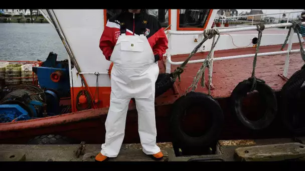 Scarlett, 64 ans, pêcheuse depuis 36 ans : "C'est le métier le plus dangereux au monde"