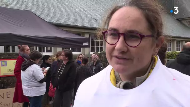 Près de Vire, des parents toujours mobilisés quatre semaines après la rentrée pour sauver une classe