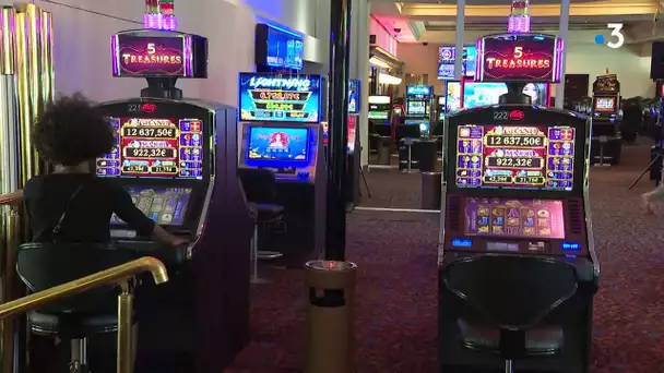 Masques, vitres en plexiglas... Comment le casino d'Annemasse rouvre ses tables de jeu