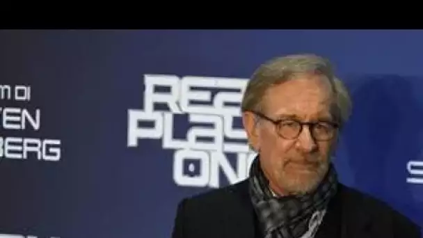 Steven Spielberg prépare un film sur son enfance, avec Michelle Williams dans le rôle de sa mère