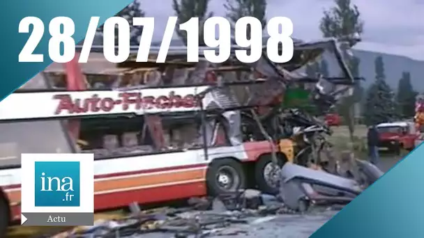 20h France 2 du 28 juillet 1998 : Accident tragique sur l'A7 | Archive INA