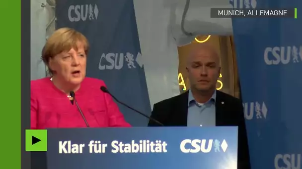 Angela Merkel sifflée et huée lors d’un discours de campagne à Munich