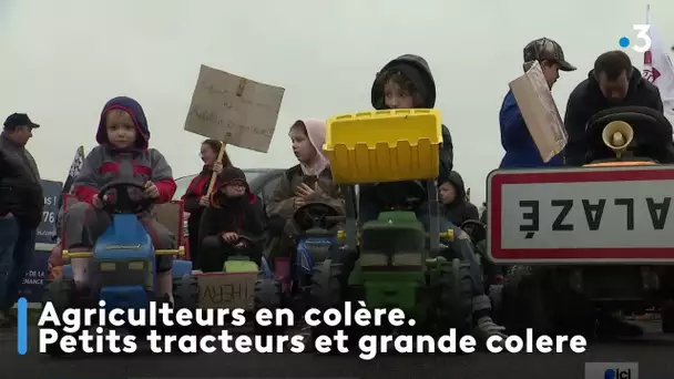 Agriculteurs en colère. Petits tracteurs et grande colère