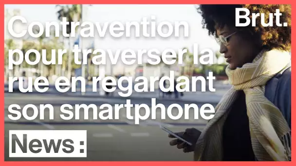 Sardaigne : des contraventions pour les piétons qui regardent leur portable en traversant