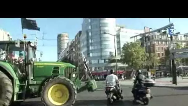 Agriculteurs en colère : plus de 1.000 tracteurs dans Paris