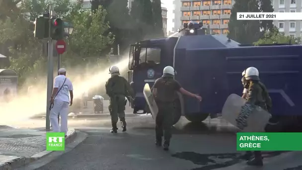 Gaz lacrymogène et canons à eau : manifestations contre les mesures anti-Covid en Grèce