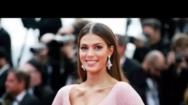 Iris Mittenaere présente au concours de Miss Univers 2022 : cinq ans après son...