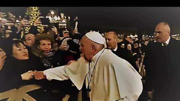 le pape François s’énerve contre une fidèle le soir du Nouvel an