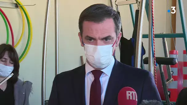 Olivier Véran à Nice : doses de vaccins supplémentaires et durcissement des mesures sanitaires