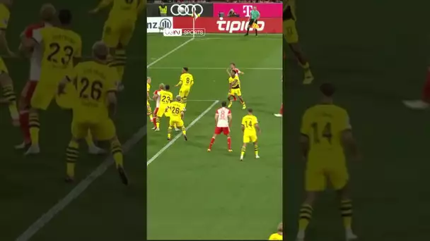 ⚡ Sauvetage MONUMENTAL de Mats Hummels sur sa ligne ! #shorts