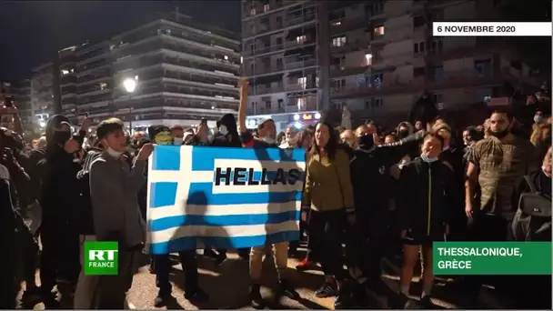 Grèce : heurts entre manifestants anti-confinement et policiers  à Thessalonique