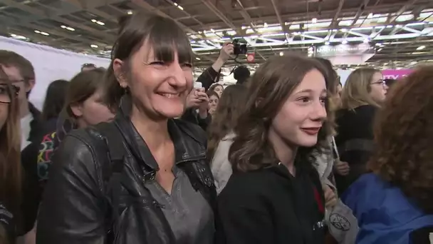 Des parents au bout de leur vie au salon des Youtubeurs !