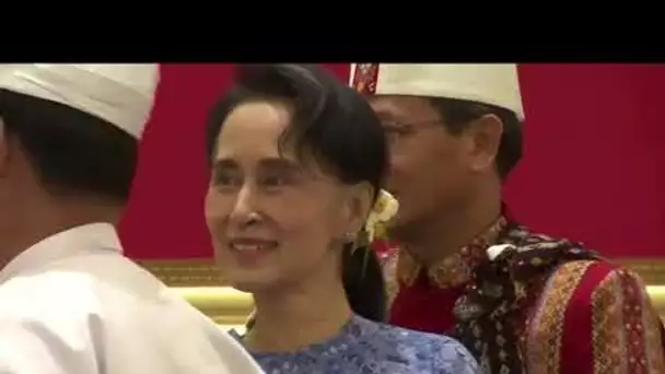 Coup d'État en Birmanie : première apparition d'Aung San Suu Kyi depuis février