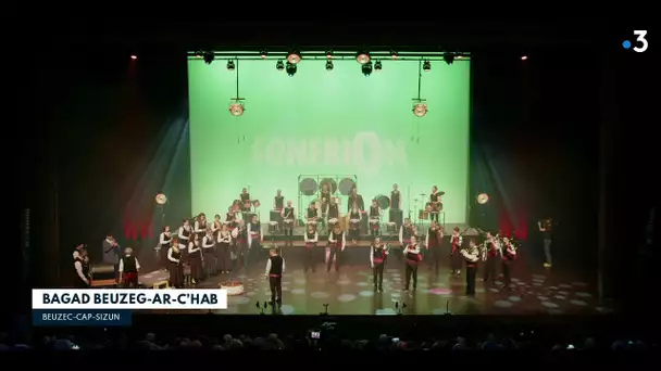 Prestation du Bagad Beuzec-Ar-C’hab au Championnat national des bagadoù 2023 à Saint-Brieuc
