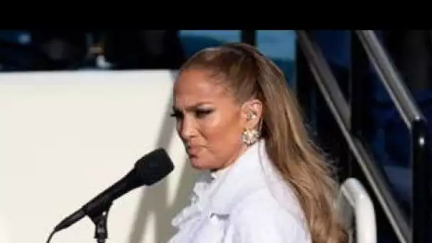 Jennifer Lopez n’en peut vraiment plus qu’on l’accuse d’avoir eu recours au Botox
