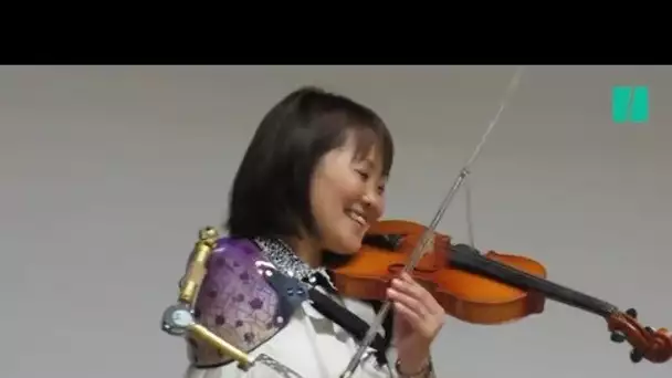 L'habileté et la persévérance de cette violoniste atteinte de handicap forcent le respect