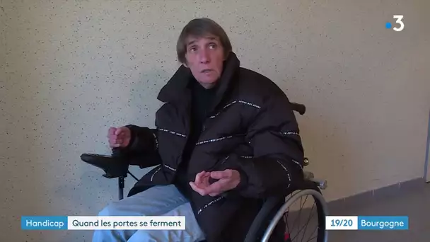 Dijon : une habitante en fauteuil roulant obligée d'appeler à l'aide pour sortir de chez elle