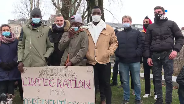 Rassemblement de soutien au mineurs étrangers isolés à Nantes.