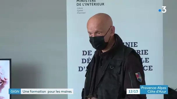 Le GIGN au secours des maires de France à Rousset dans les Bouches-du-Rhône