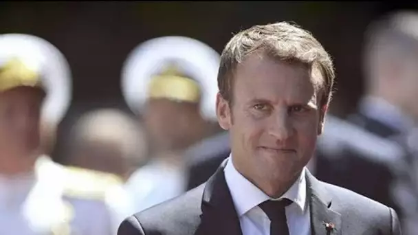 Emmanuel Macron : ses surprenantes habitudes secrètes quand  Brigitte nrsquo;est pas là