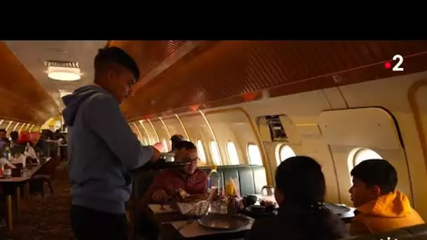 Inde : Dîner dans un avion-restaurant !