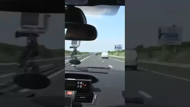 Gendarmes à 230km/h sur l’autoroute 😱 #shorts