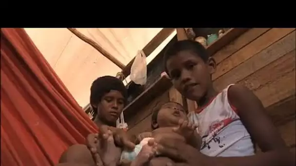 Pour construire un barrage, cette famille se retrouve à la rue !