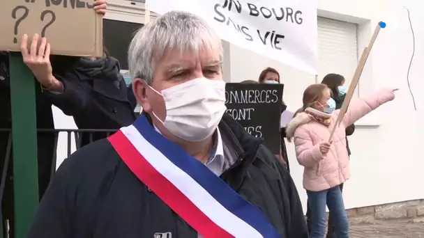 Yves Bleunven maire de Grand Champ, déplore un manque de concertation entre l'État et les maires