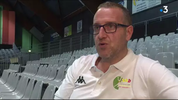 Portrait Bougeant, sélectionneur de l'équipe du Sénégal féminine de handball