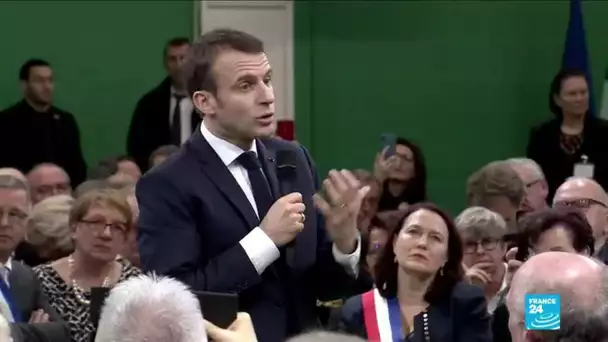 REPLAY - Devant les maires normands, Emmanuel Macron annonce un grand débat "sans tabou"