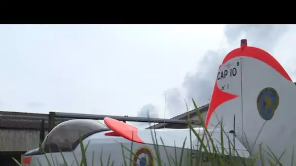 Grande première, cet exceptionnel avion de voltige est classé aux monuments historiques