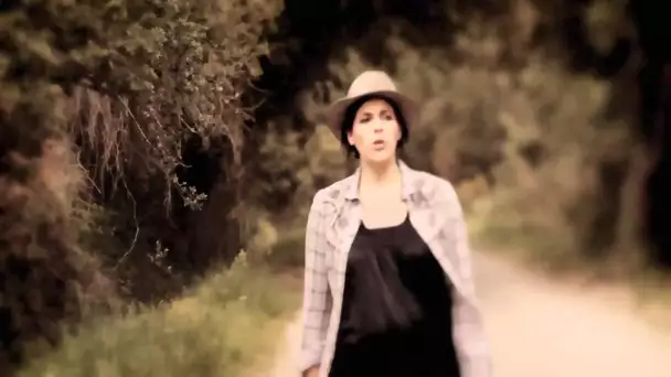 SOUAD MASSI - Houria (clip officiel)