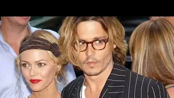 Vanessa Paradis intermédiaire entre Johnny Depp et Maïwenn à Versailles