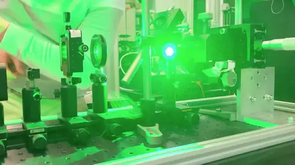 Le laser qui décontamine les surfaces polluées au tritium radioactif, une innovation rouennaise