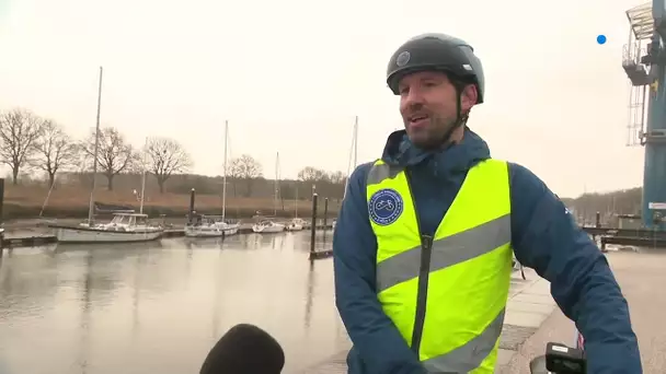 Un professeur se lance dans un tour d'Europe en vélo pour ses élèves