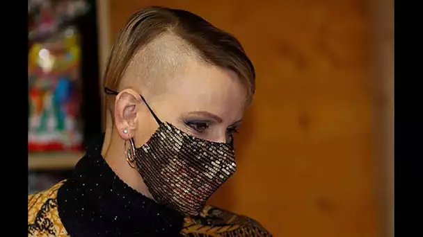 Charlène de Monaco se rase la tête et fait une coupe punk.