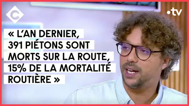 Le 5 sur 5 - Les piétons risquent de plus en plus leur vie - C à Vous - 08/11/2021