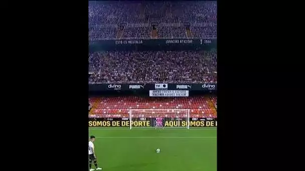 Primer gol de Pepelu como 'ché'! 🦇 ⚽  #shorts #laligaeasports #valenciacf #udlaspalmas