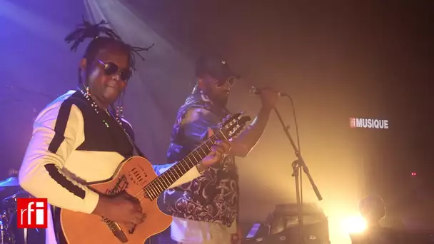 Fally Ipupa interprète "Sweet Life"