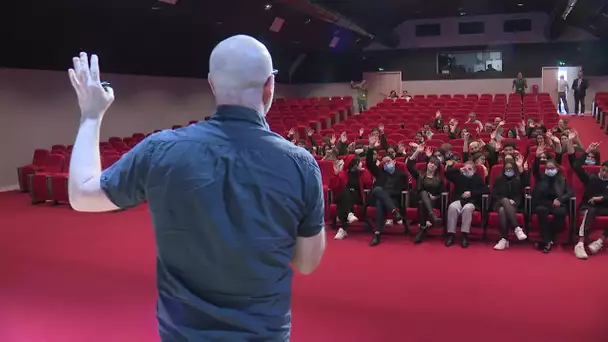 Semaine de la presse à l'école à Carcassonne : des jeunes participent à un atelier sur les médias