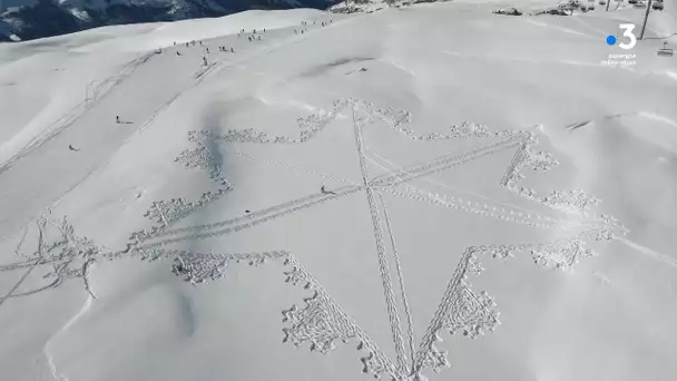 Le "Snow art" et les immenses œuvres sur la neige d'un artiste anglais dans les Alpes